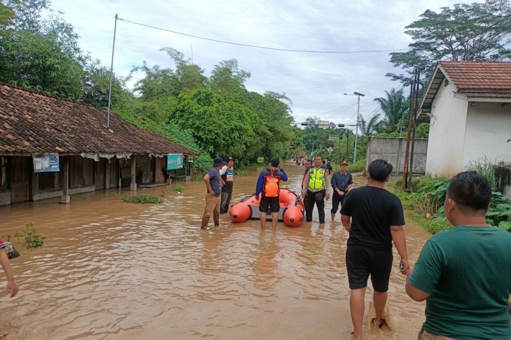 BPBD OKU Sumsel catat 10.816 rumah warga terdampak bencana&nbsp;banjir
