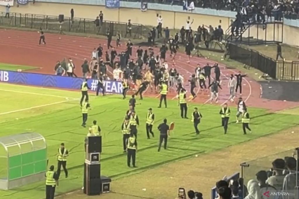 Persib kecam insiden penyerangan steward setelah laga&nbsp;Persija